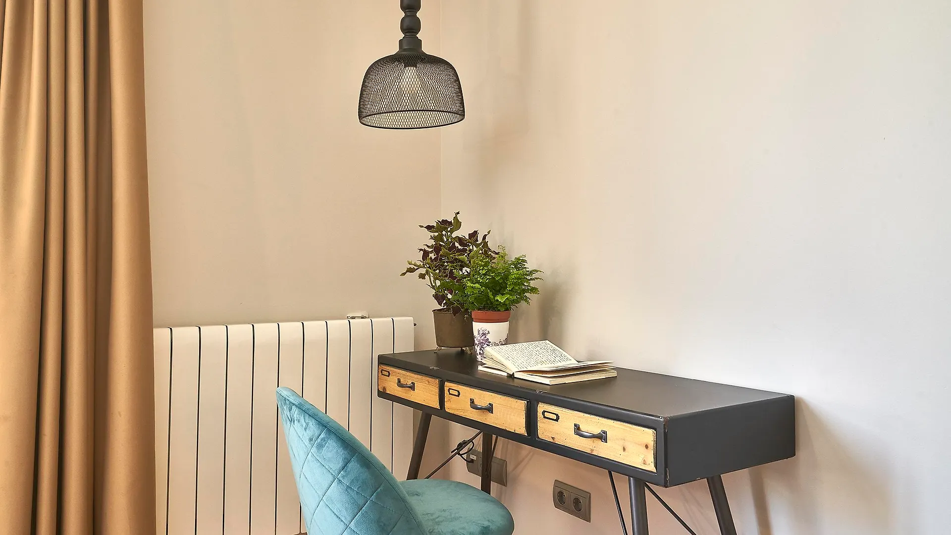 Barcelona Sants Station Apartments