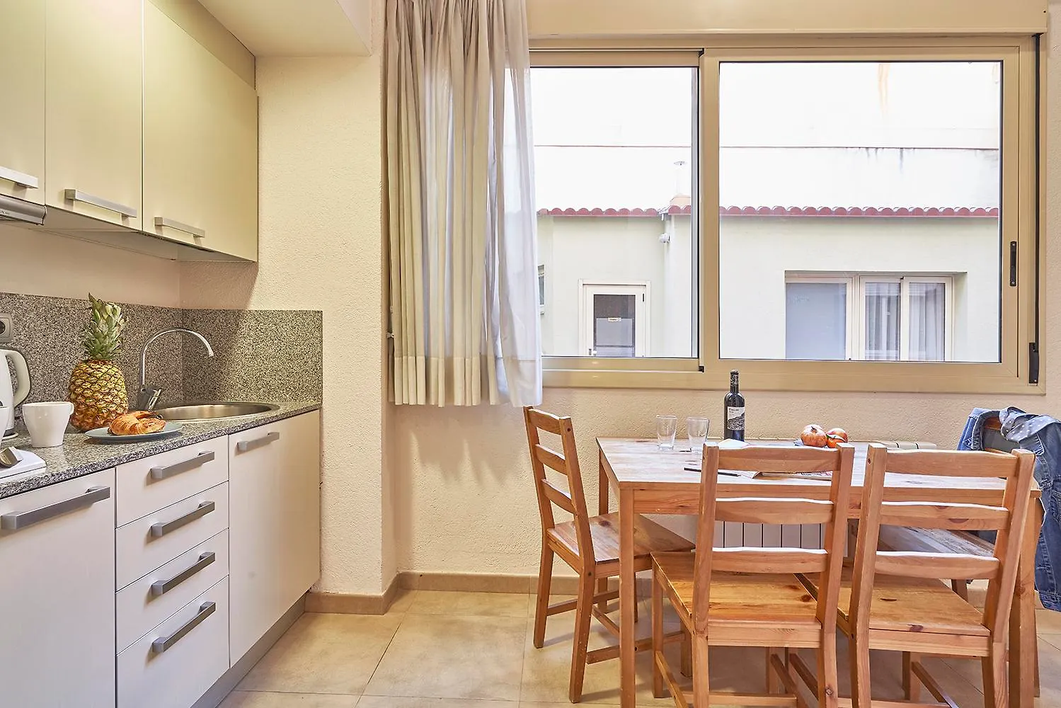 Barcelona Sants Station Apartments 0*,  Španělsko