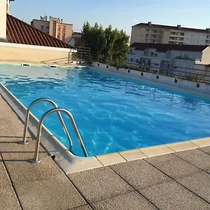 appartement-avec-piscine-sur-le-toit.hotels-rhonealpes.com/